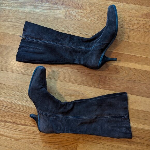 Boots La CANADIENNE Brown Suede 3" heel 9M EUC RE-LIST - Heel Cap Replaced - Picture 2 of 12